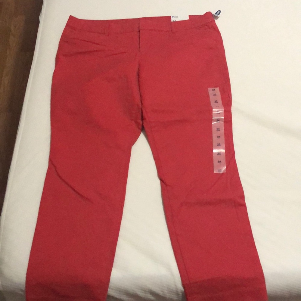 Mid rise pixie ankle chinos